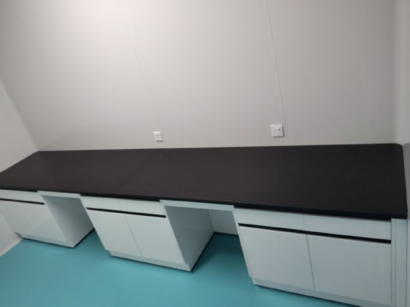 實(shí)驗(yàn)臺(tái)廠家